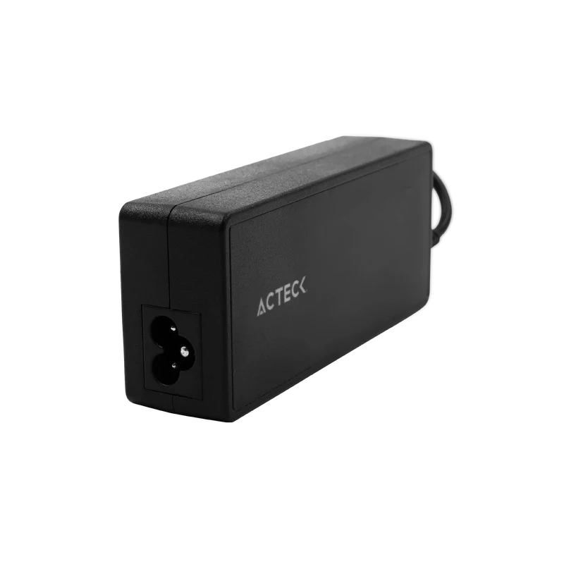 Cargador Universal Acteck Energon Roam Cu494 / Para Laptop / Salida 90 W / Adaptador / 12 Conectores / Ac-937191