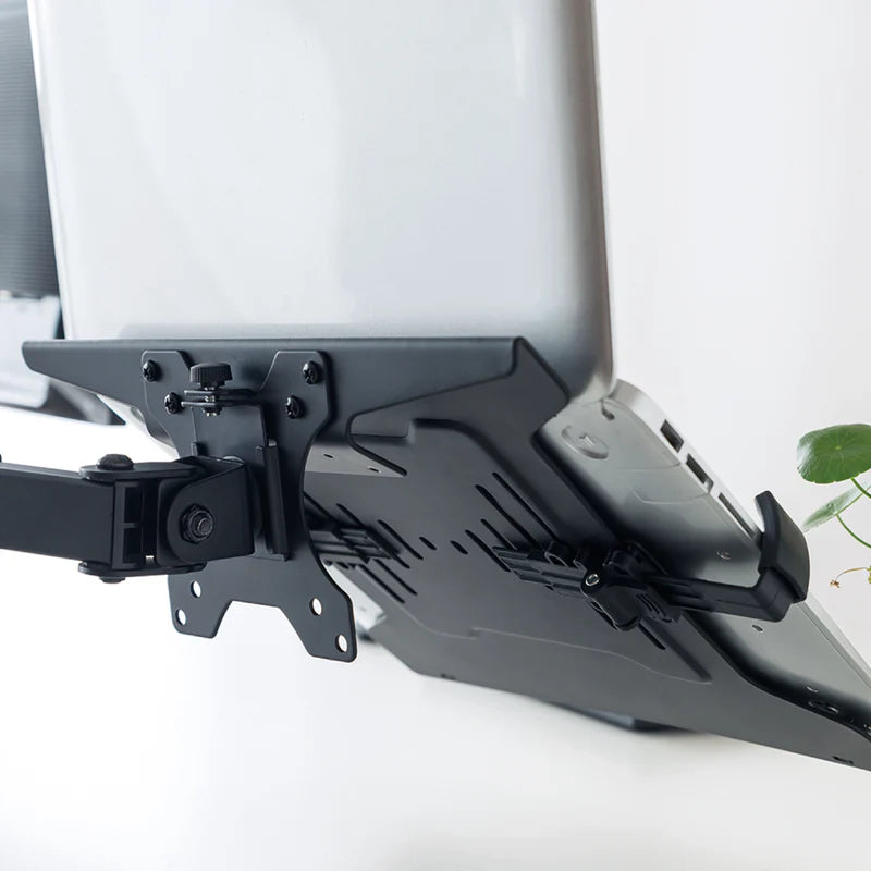 Soporte Acteck Enforce Tray Bl404 / Base Para Laptop / 10 - 15.6 Pul / Vesa - Brazos Ajustables / Ranuras De Ventilacion / Antiderrapante / Max 4.5 Kg / Negro / Ac-939690