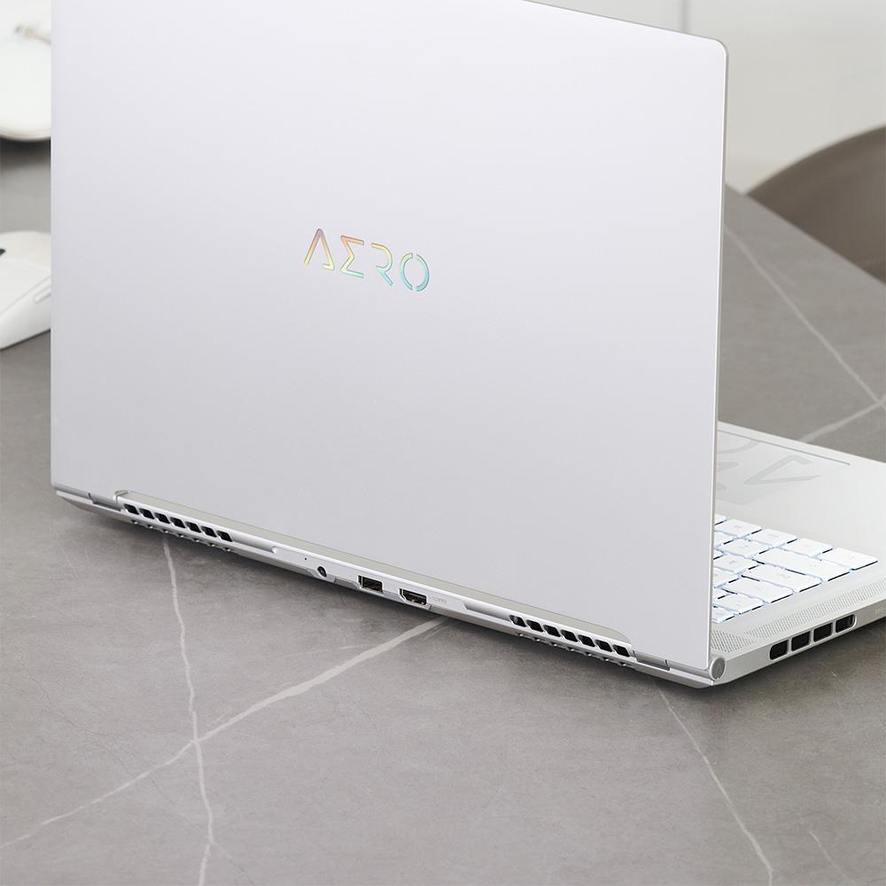 Laptop Portatil Gamer Aero 16 Oled Bsf-73us994sh / I7 13700 / 16gb Ram Ddr5 / Rtx 4070 / 16 4k Oled / Win 11 Home