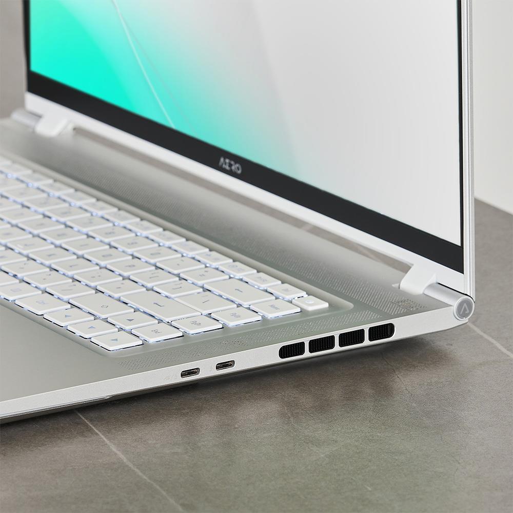 Laptop Portatil Gamer Aero 16 Oled Bsf-73us994sh / I7 13700 / 16gb Ram Ddr5 / Rtx 4070 / 16 4k Oled / Win 11 Home