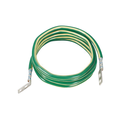 Jumper Para Aterrizar Equipos, 6 Awg, Con Terminal Doblada A 45 Grados (lcc6-14jawh-l) Para Conexión A Tierra Y Terminal Recta (lcc6 - 14jaw-l) Para Equipos , 2.4 M De Largo