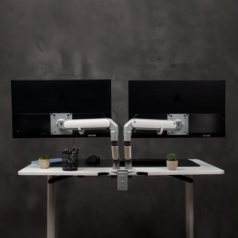 Soporte Acteck Enforce Motion Sm626 / Monitor 17 A 32 Pulg / Max 9 Kg Por Brazo / Articuilado Hidraulico / Escritorio / Vesa / Ajuste Para Monitor Curvo / Inclinacion Y Giro Ajustable / Ac-936552