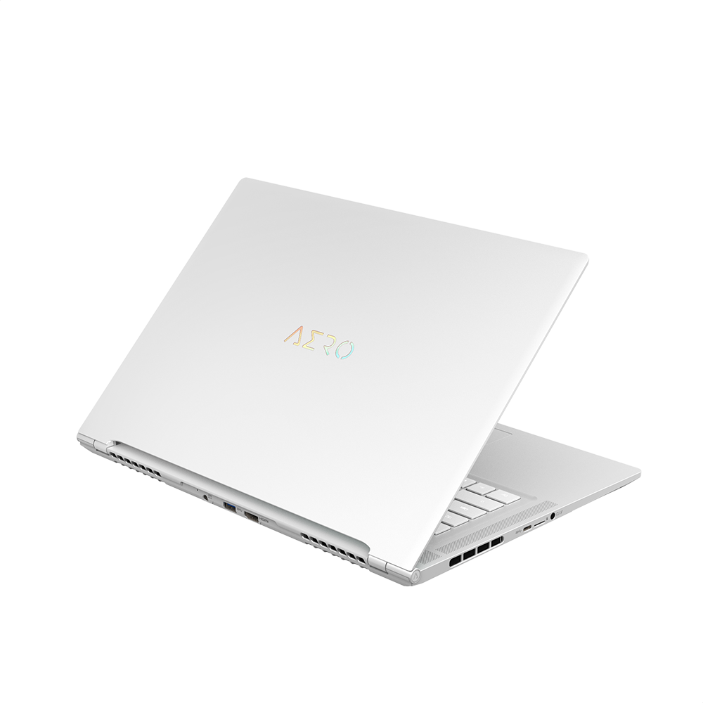 Laptop Portatil Gamer Aero 16 Oled Bsf-73us994sh / I7 13700 / 16gb Ram Ddr5 / Rtx 4070 / 16 4k Oled / Win 11 Home