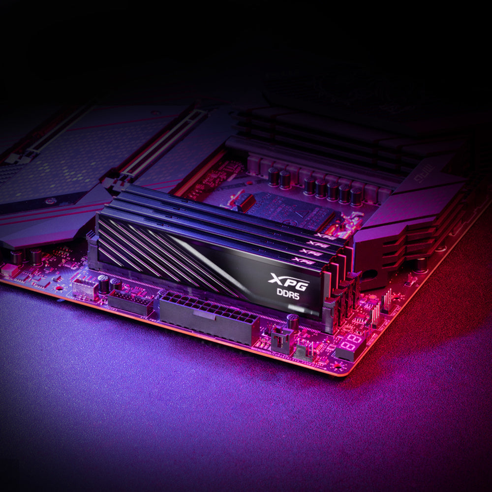 Memoira Xpg Lancer Blace Udimm Ddr5 32g Pc5-44800 5600mhz Cl46 1.1v Con Disipador Blanco Pc Gammer/alto Rendimiento (ax5u5600c4632g-slabwh)