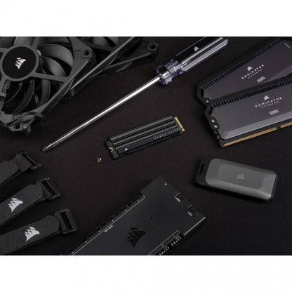 Unidad De Estado Solido Interno Corsair Mp600 Elite 2tb M.2 2280 Nvme Pcie Gen 4x4  Lectura  7000mb/s Escrit 6500mb/s Disipador  (cssd-f2000gbmp600ehs)