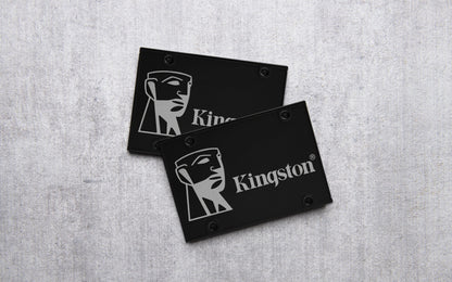 Unidad De Estado Solido Kingston Interno Kc600 1.024gb 2.5 Sata3 7mm Lect.550/escrit.520mb/s Nand 3d Tlc Pc/laptop Skc600/1024g