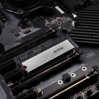 Unidad De Estado Solido Ssd Interno Xpg Gammix 512gb S60 M.2 2280 Nvme Pcie Gen 4x4 Lect.4700 Escrit. 1700 Mbs 3dnand Pc Laptop Minipc Con Disipador Gamer (agammixs60-512g-cs)