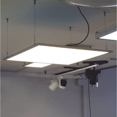 Panel LED / Luz Blanca 6 500 K / Empotrado o Suspendido / 60 x 60 cm /  40 W / 127 Vca~60Hz / Vida Útil de 50,000 horas / Ángulo de Luz de 140°