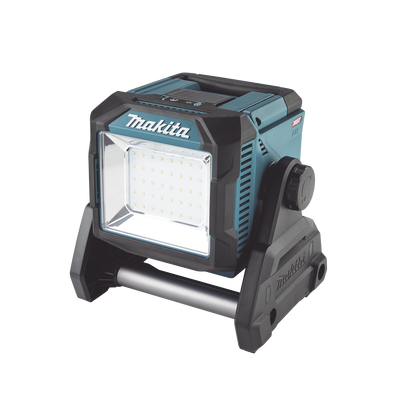 Luz de Trabajo Inalámbrica Utiliza Batria XGT® de 40V o LXT® Litio???Ion de 18V.