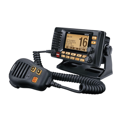 Radio Móvil Marino VHF, color negro con receptor de GPS integrado, puerto de conexión NMEA 2000, 25W de potencia de RF, sumergible IPX8.