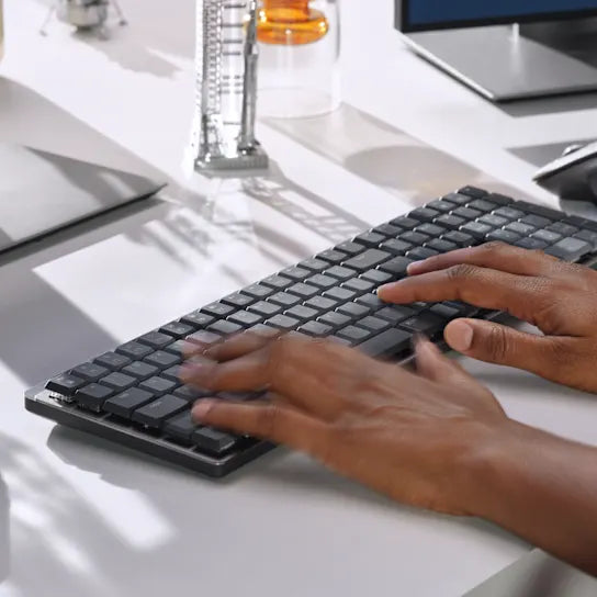 Teclado Logitech Mx Mechanical Grafito Iluminado Inalambrico Bolt Bluetooth Usb-c Usb