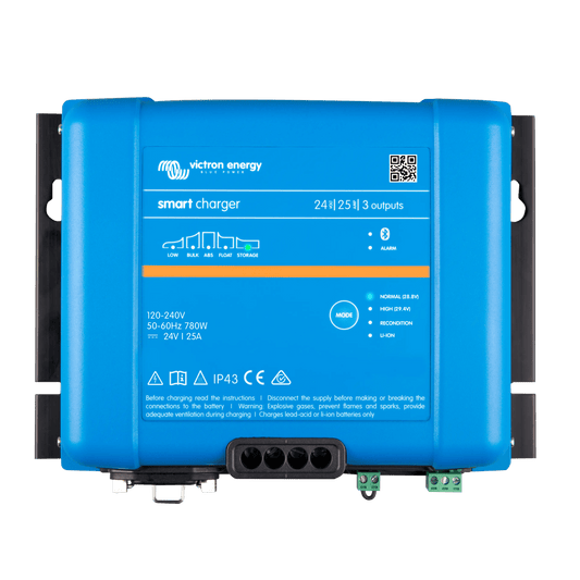 Phoenix Smart IP43 24/25 / Cargador de Baterías 24V, 25A / Para Ambientes Marinos y Terrestres. /  Para baterías de Plomo y Litio